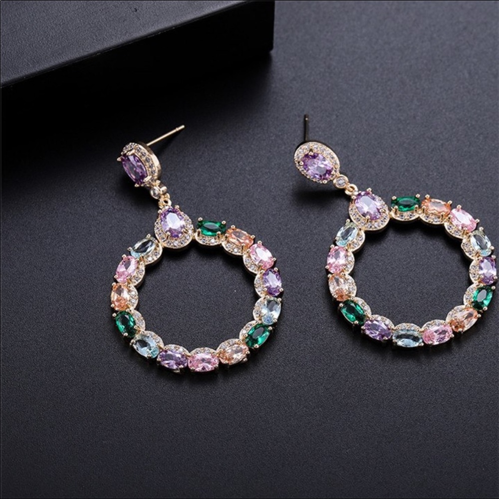 Swarovski Crystals The Cinthyah Earrings - Picture 3 of 6
